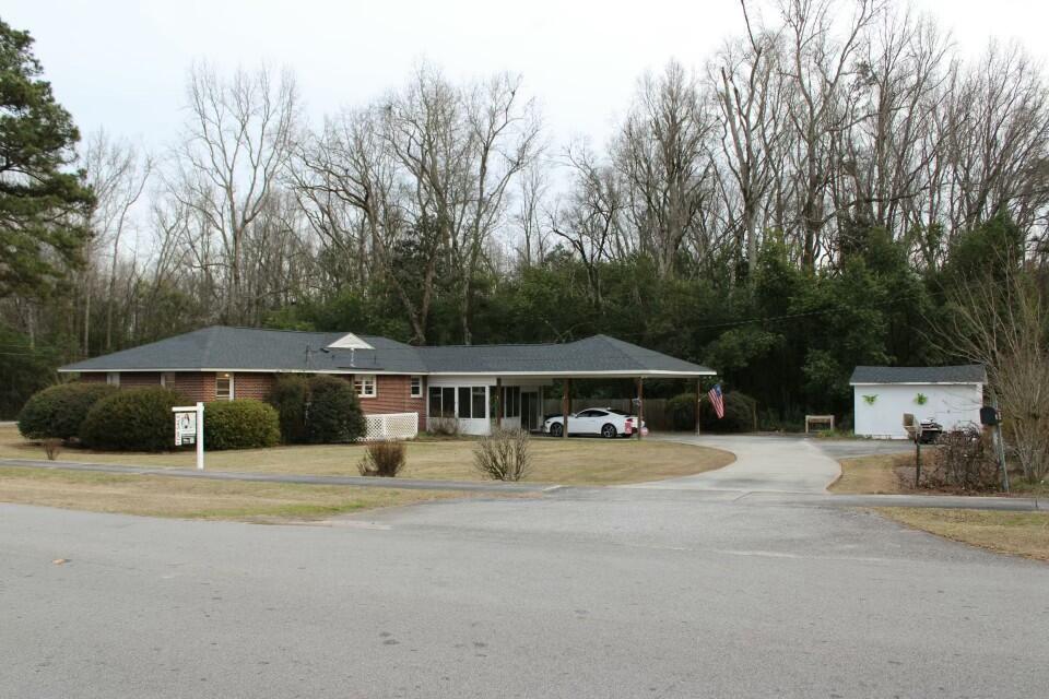 18 Chestnut Avenue Denmark, SC 29042 - Photo 4 of 11 IMG_0398