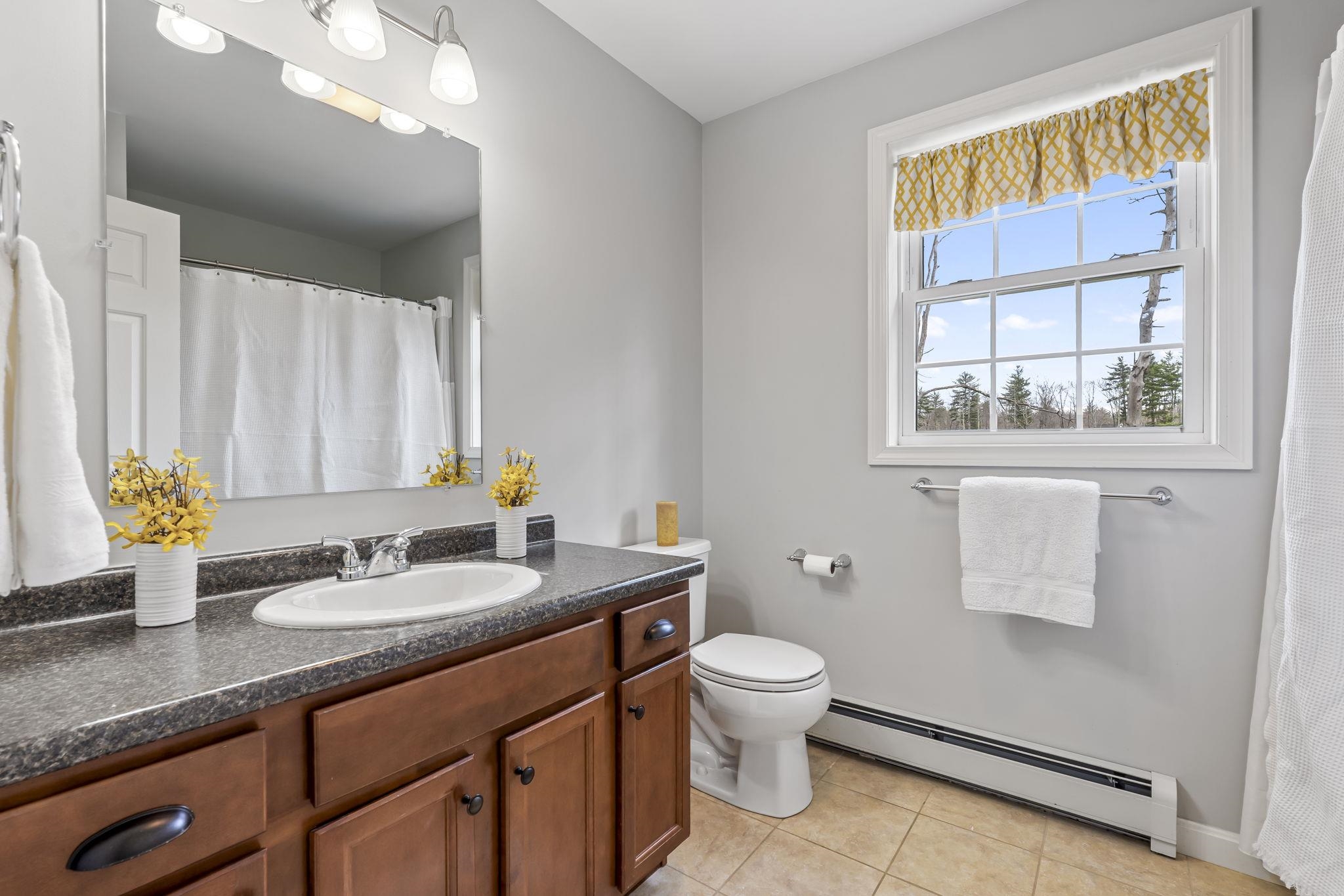 274 Pleasant Street Epping, NH 03042 - Photo 20 of 35