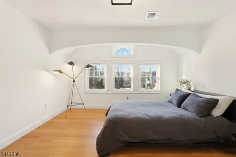 $949,000 | 403 Lawn Ridge Road, Orange, NJ 07050