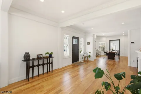 $949,000 | 403 Lawn Ridge Road, Orange, NJ 07050