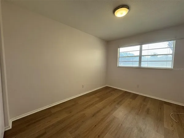 $1,500 | 2040 World Pkwy Boulevard, Unit 12, Clearwater, FL 33763