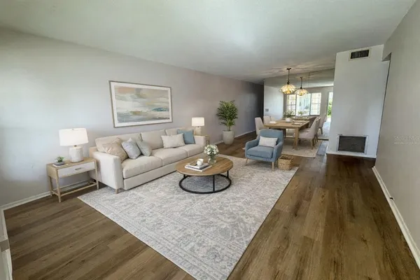 $1,500 | 2040 World Pkwy Boulevard, Unit 12, Clearwater, FL 33763