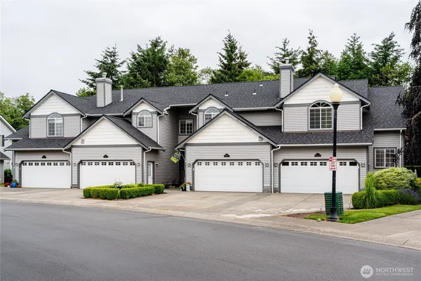 $500,000 | 2213 James Circle, Unit B, Lynden, WA 98264