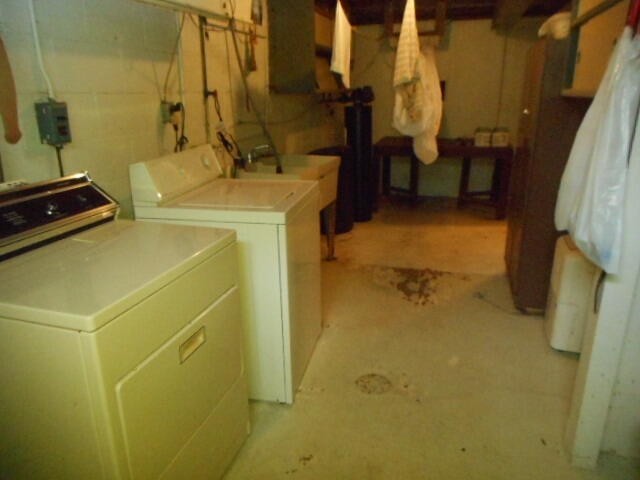 2701 Ferdon Road Kalamazoo, MI 49008 - Photo 16 of 29 DSCN2339