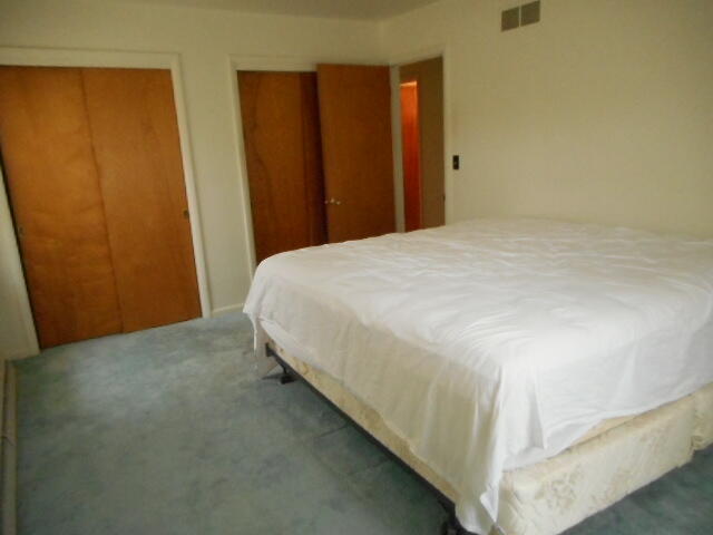 2701 Ferdon Road Kalamazoo, MI 49008 - Photo 9 of 29 DSCN2332