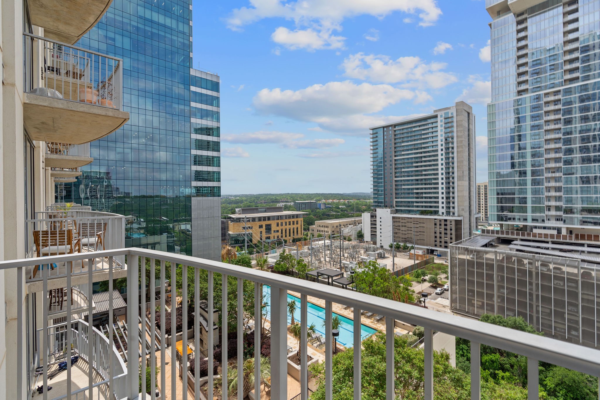360 Nueces Street, Unit 1310 Austin, TX 78701 - Photo 23 of 40 a view of a balcony with city view