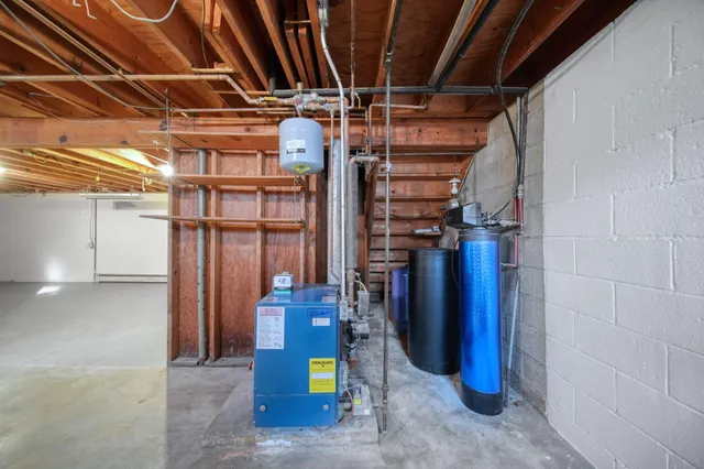 $300,000 | 10301 County Farm Road, Parma, MI 49269