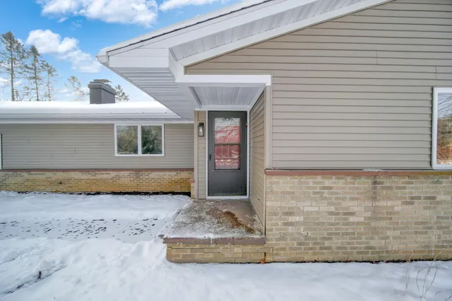 $300,000 | 10301 County Farm Road, Parma, MI 49269