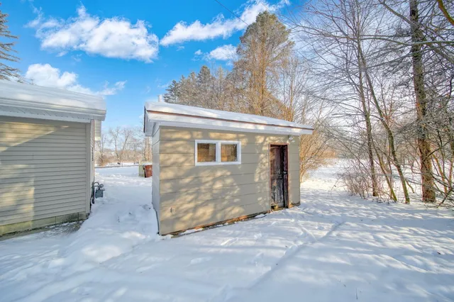 $300,000 | 10301 County Farm Road, Parma, MI 49269