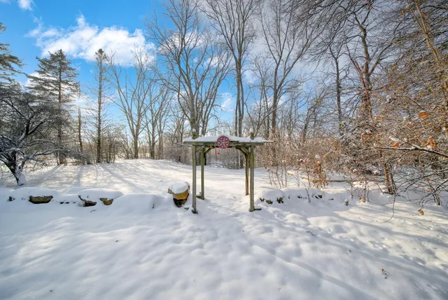 $300,000 | 10301 County Farm Road, Parma, MI 49269