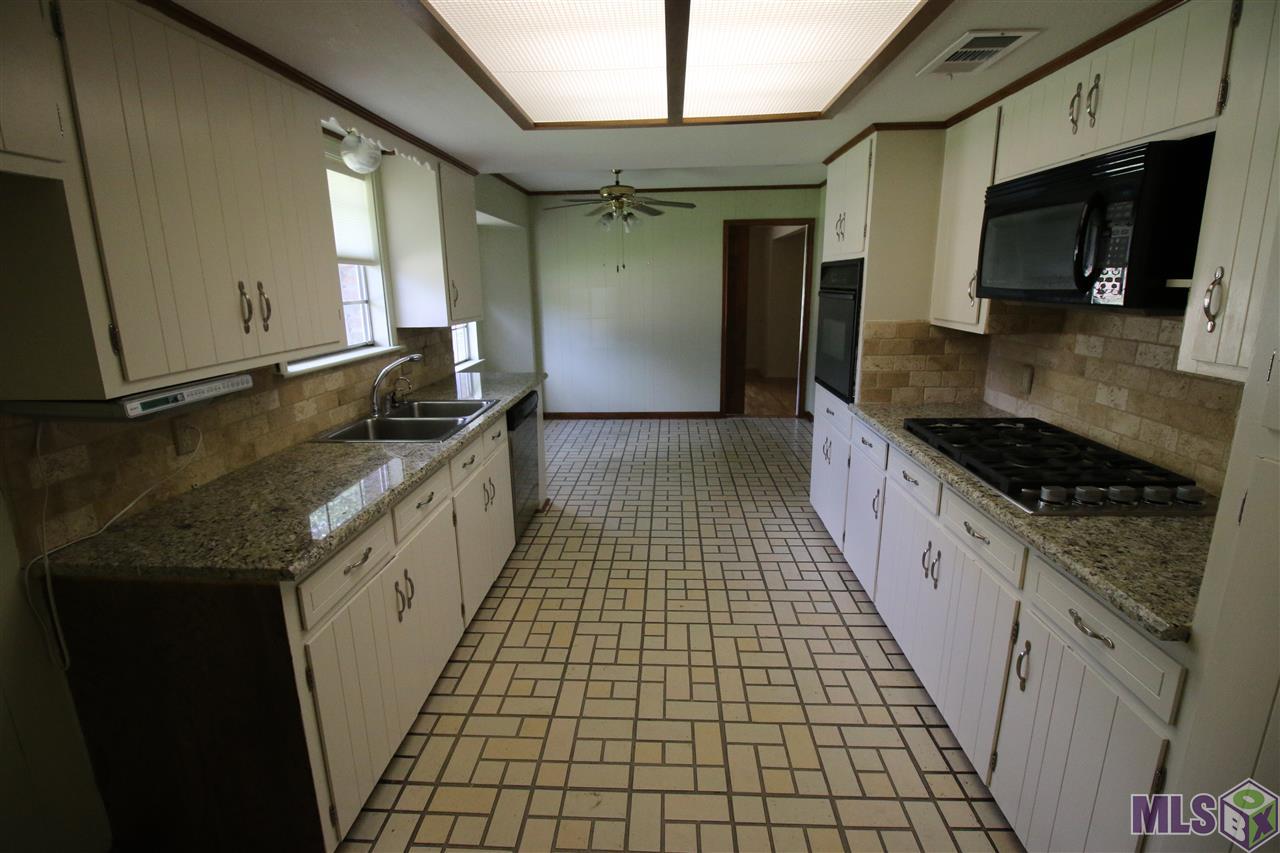 10727 Cal Road Baton Rouge, LA 70809 - Photo 8 of 24