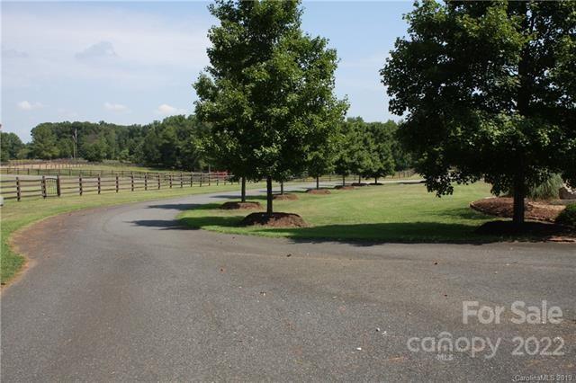 868 Bellegray Road, Unit 18 Clover, SC 29710 - Photo 3 of 12 Gallery Image 3