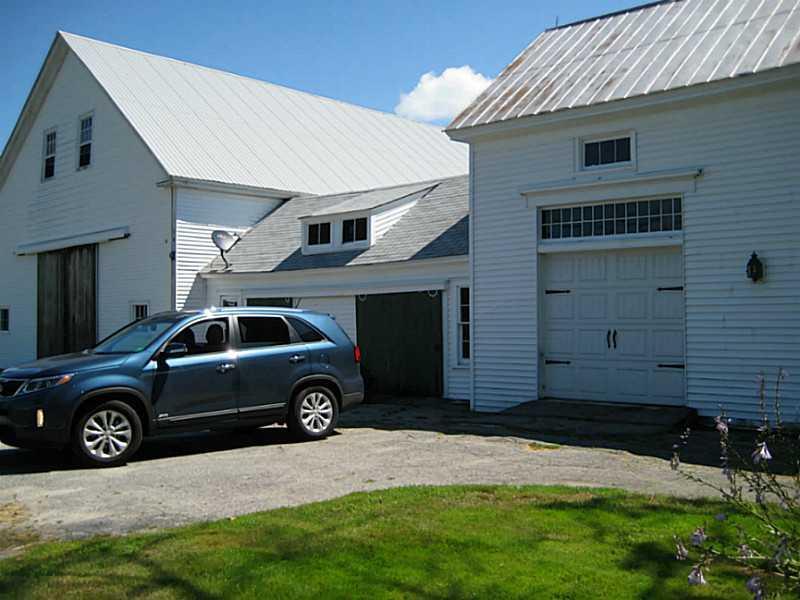 259 Post Road Bowdoinham, ME 04008 - Photo 30 of 35 Parking Lot/Garage.