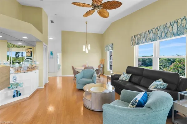 $414,900 | 162 Newport Drive, Unit 1207, Naples, FL 34114