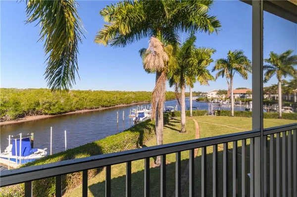 $414,900 | 162 Newport Drive, Unit 1207, Naples, FL 34114