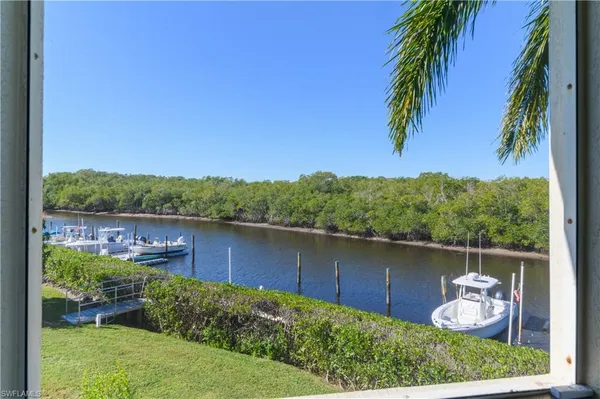 $414,900 | 162 Newport Drive, Unit 1207, Naples, FL 34114