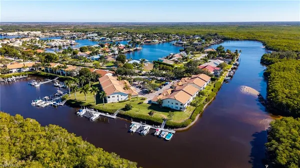 $414,900 | 162 Newport Drive, Unit 1207, Naples, FL 34114