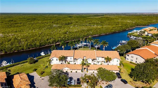 $414,900 | 162 Newport Drive, Unit 1207, Naples, FL 34114