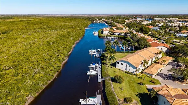 $414,900 | 162 Newport Drive, Unit 1207, Naples, FL 34114