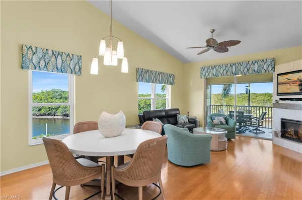 $414,900 | 162 Newport Drive, Unit 1207, Naples, FL 34114
