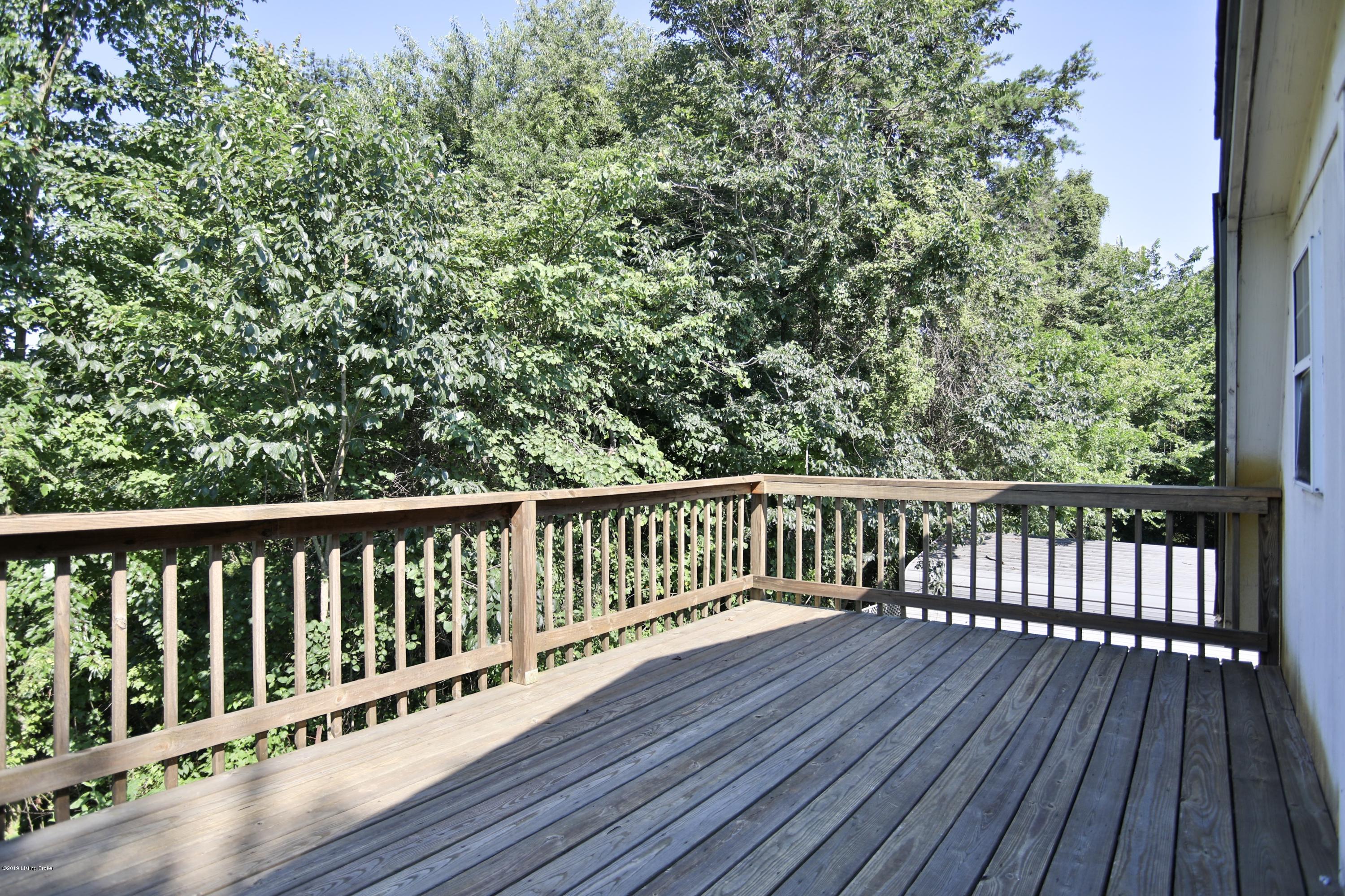283 High Ridge Drive Shepherdsville, KY 40165 - Photo 29 of 43 Deck off the garage