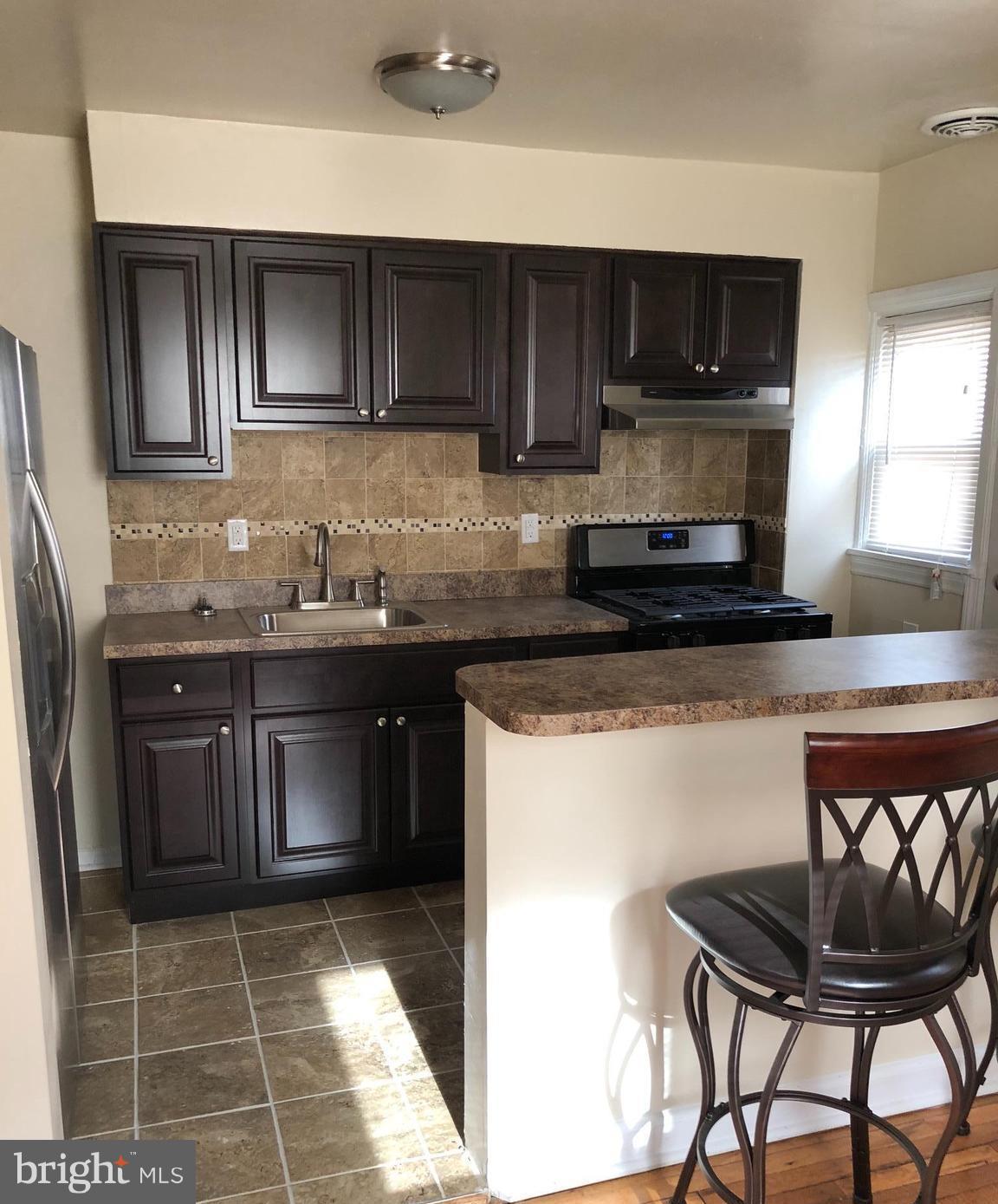 45 Upmanor Road Baltimore, MD 21229 - Photo 1 of 27 Kitchen
