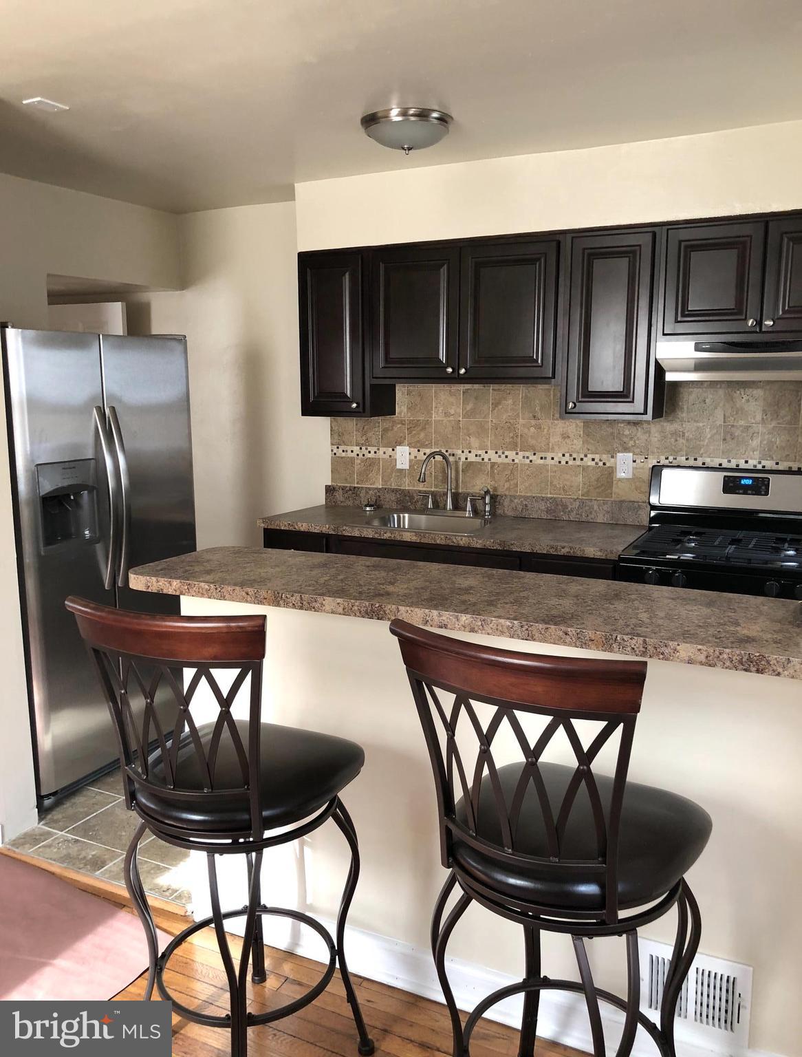 45 Upmanor Road Baltimore, MD 21229 - Photo 5 of 27 Kitchen