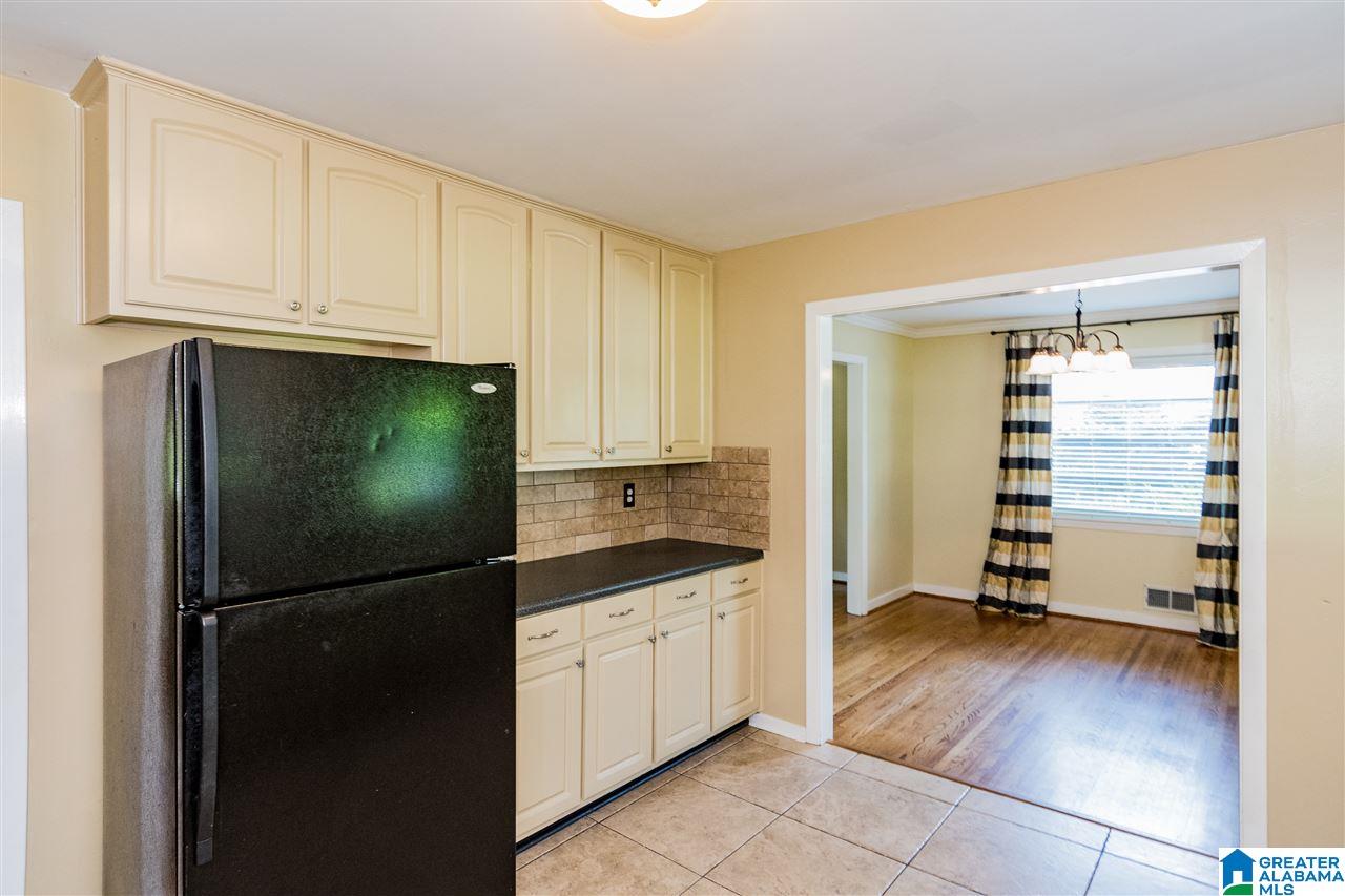 2412 Lester Lane Hoover, AL 35226 - Photo 16 of 37