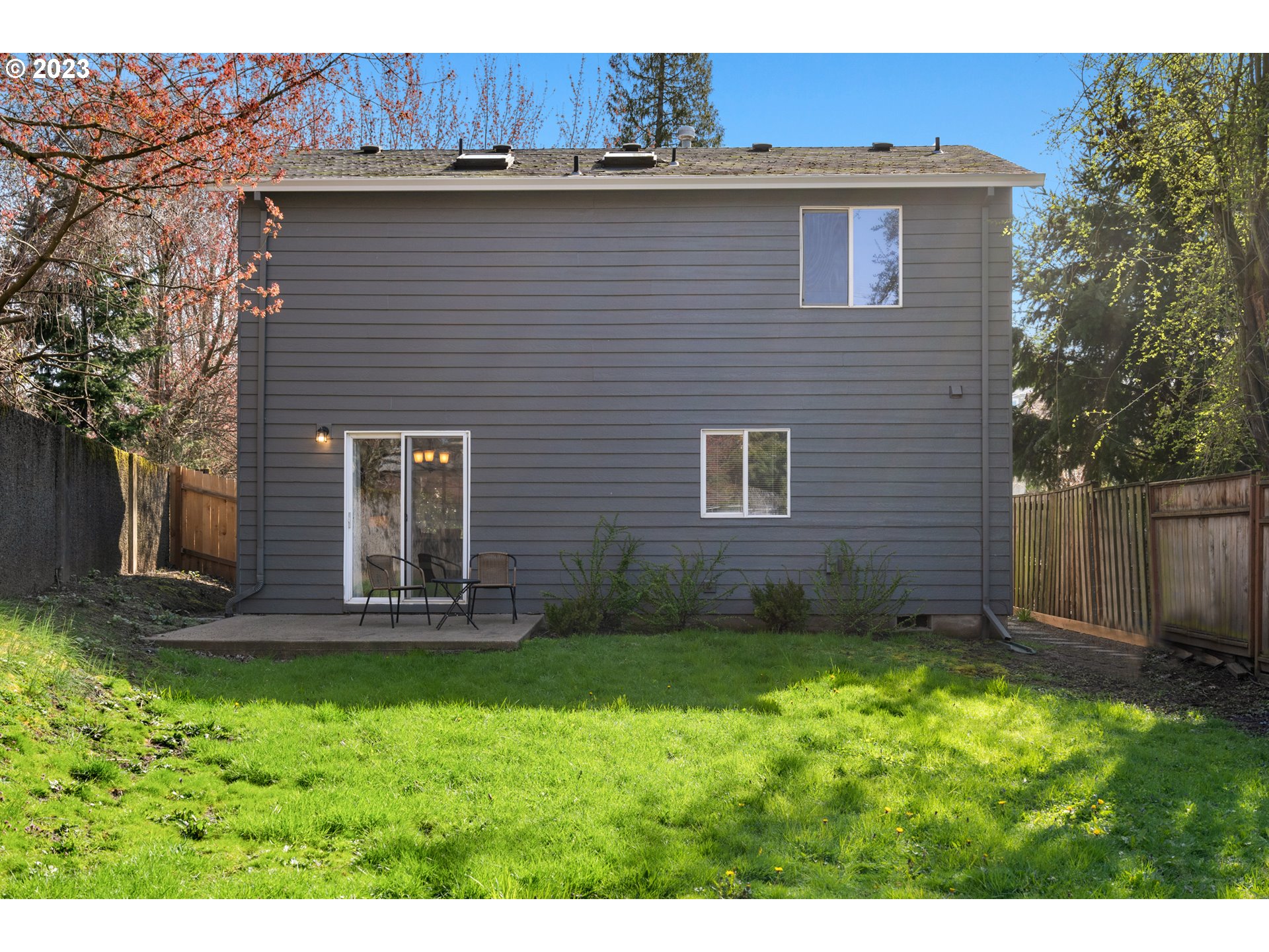 4525 North Colonial Avenue Portland, OR 97217 - Photo 32 of 35 a view of outdoor space and yard