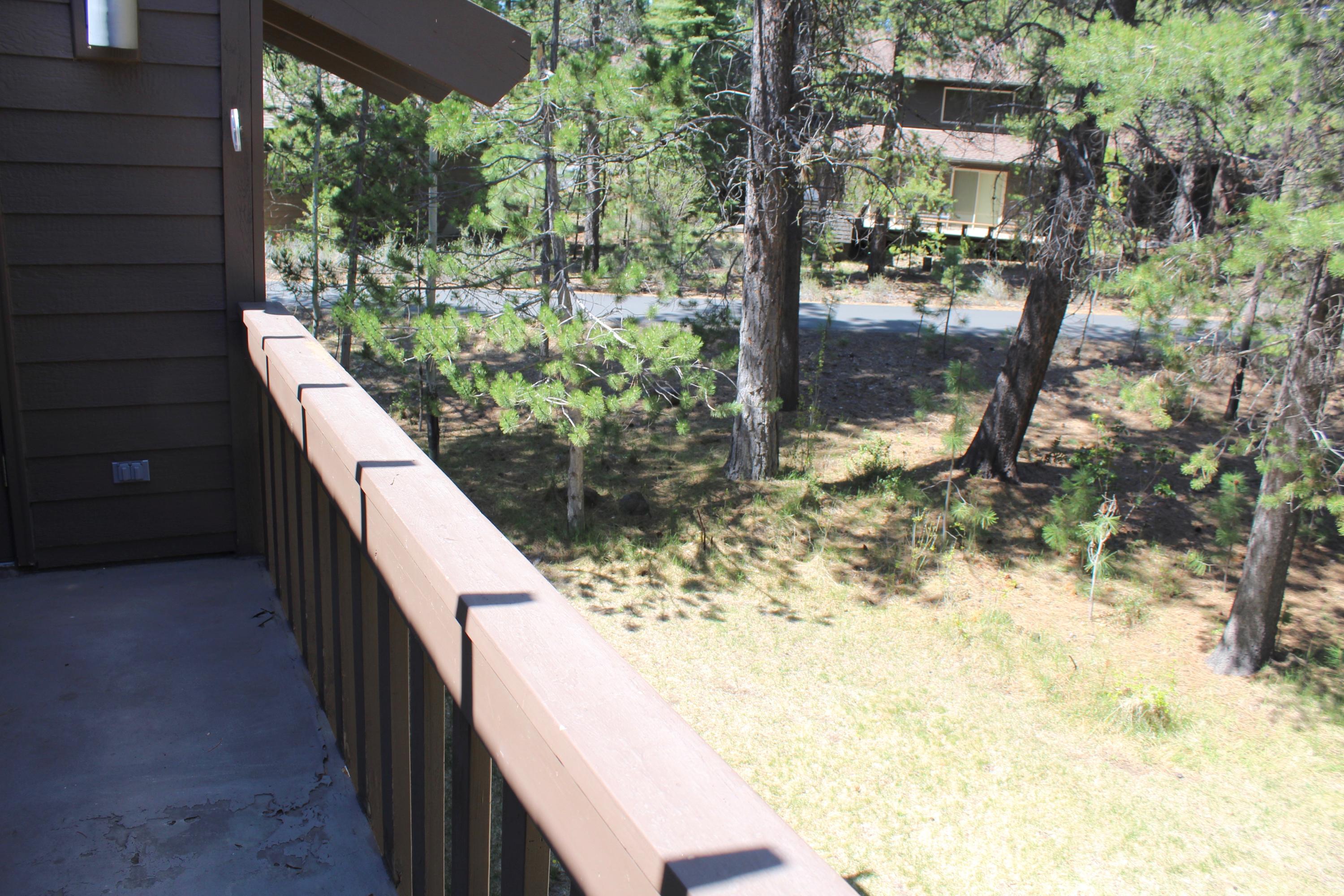 57327-6 Beaver Ridge Loop Sunriver, OR 97707 - Photo 14 of 20 14-Bdeck-R6