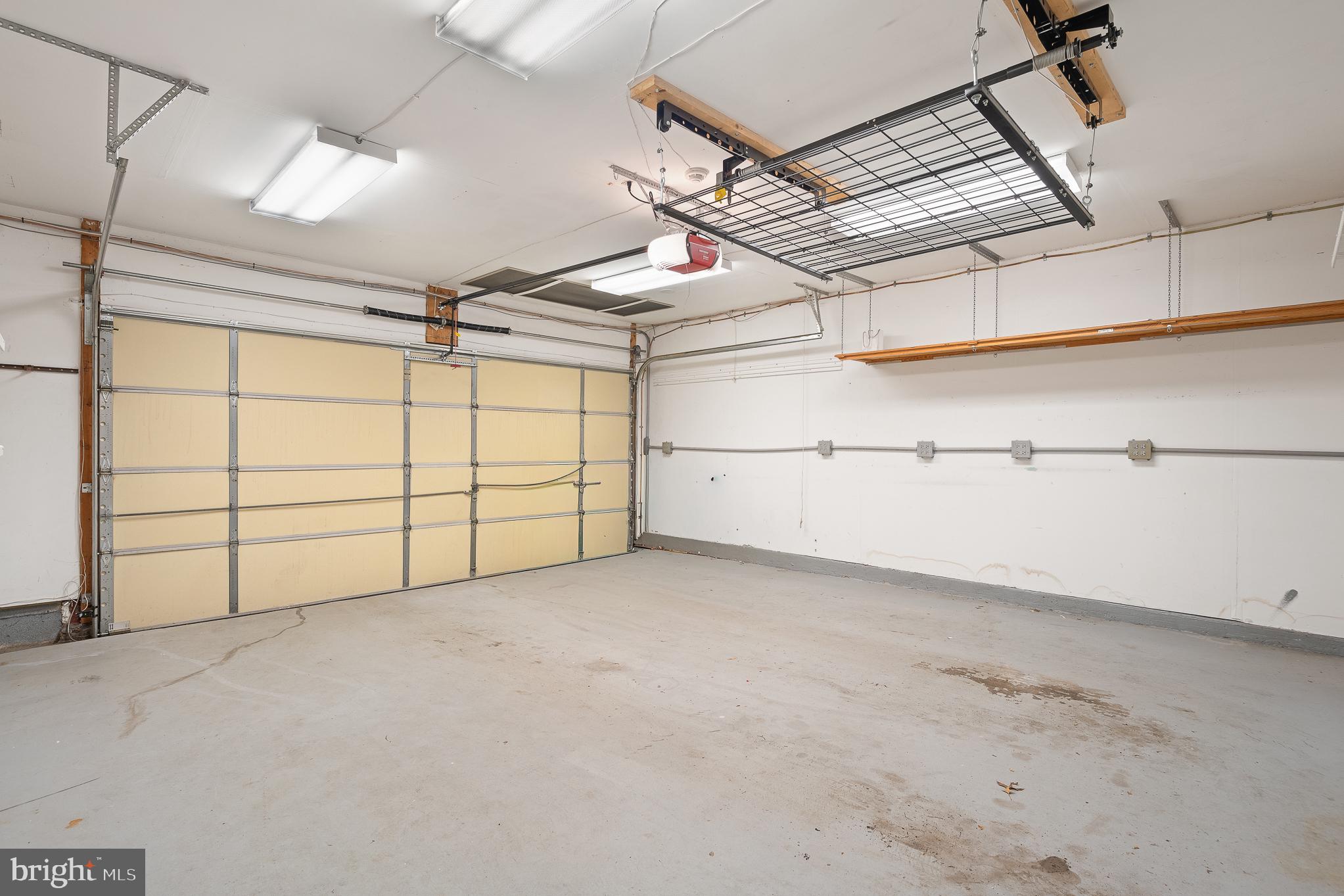 70 Two Rivers Drive Edgewater, MD 21037 - Photo 13 of 69 Spacious garage with ample storage.