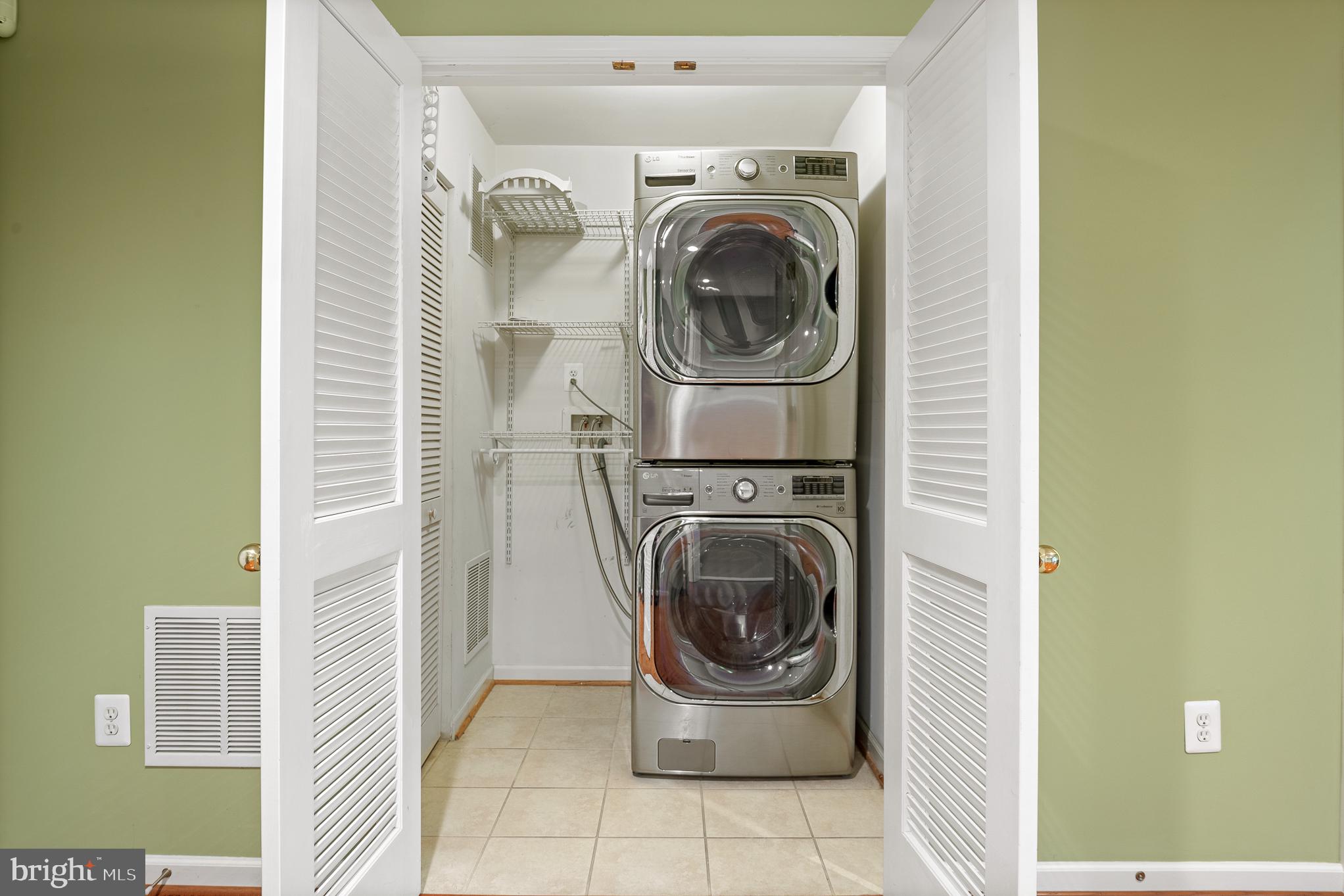 70 Two Rivers Drive Edgewater, MD 21037 - Photo 19 of 69 Efficient laundry space with modern appliances.