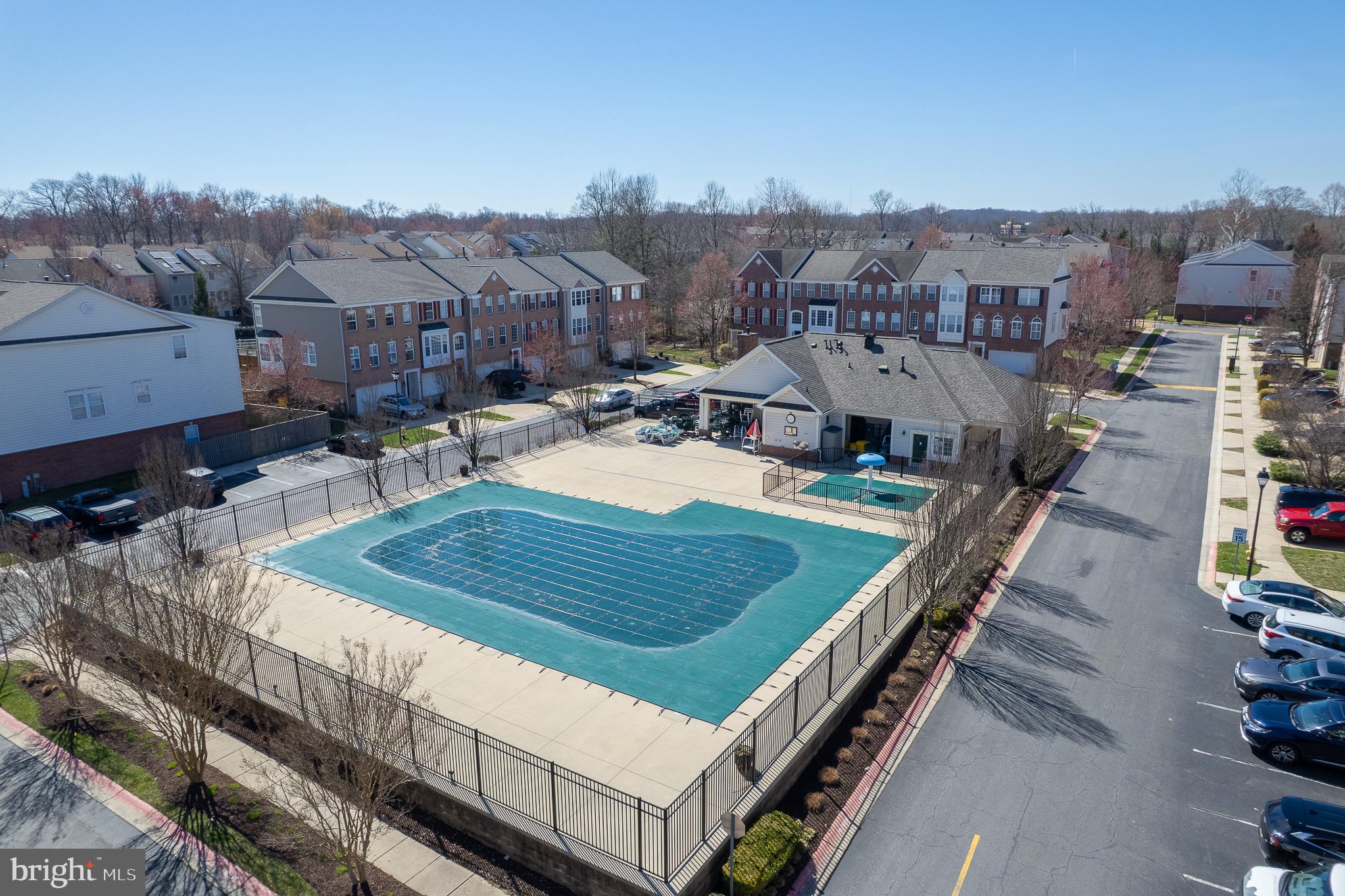 70 Two Rivers Drive Edgewater, MD 21037 - Photo 3 of 69 Inviting community pool oasis awaits.