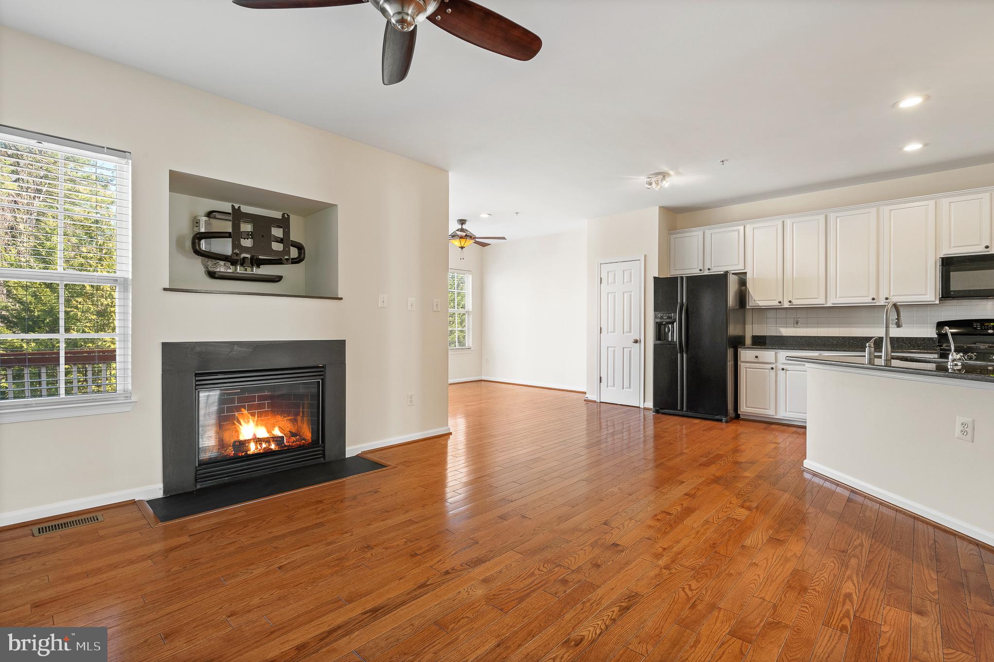 70 Two Rivers Drive Edgewater, MD 21037 - Photo 32 of 69 Cozy living space with modern charm.