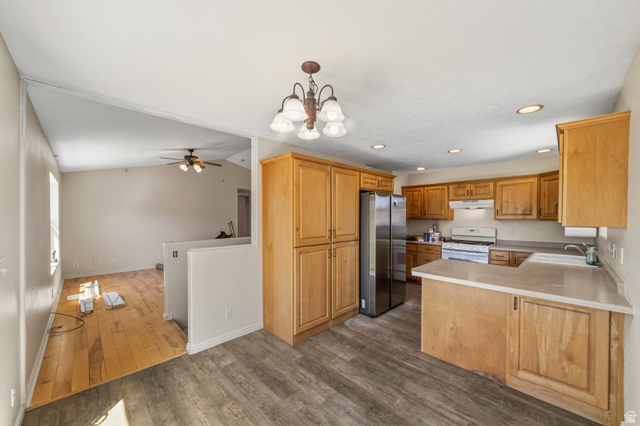 1590 East Highland Trails Road Enoch, UT 84721 - Photo 7 of 36