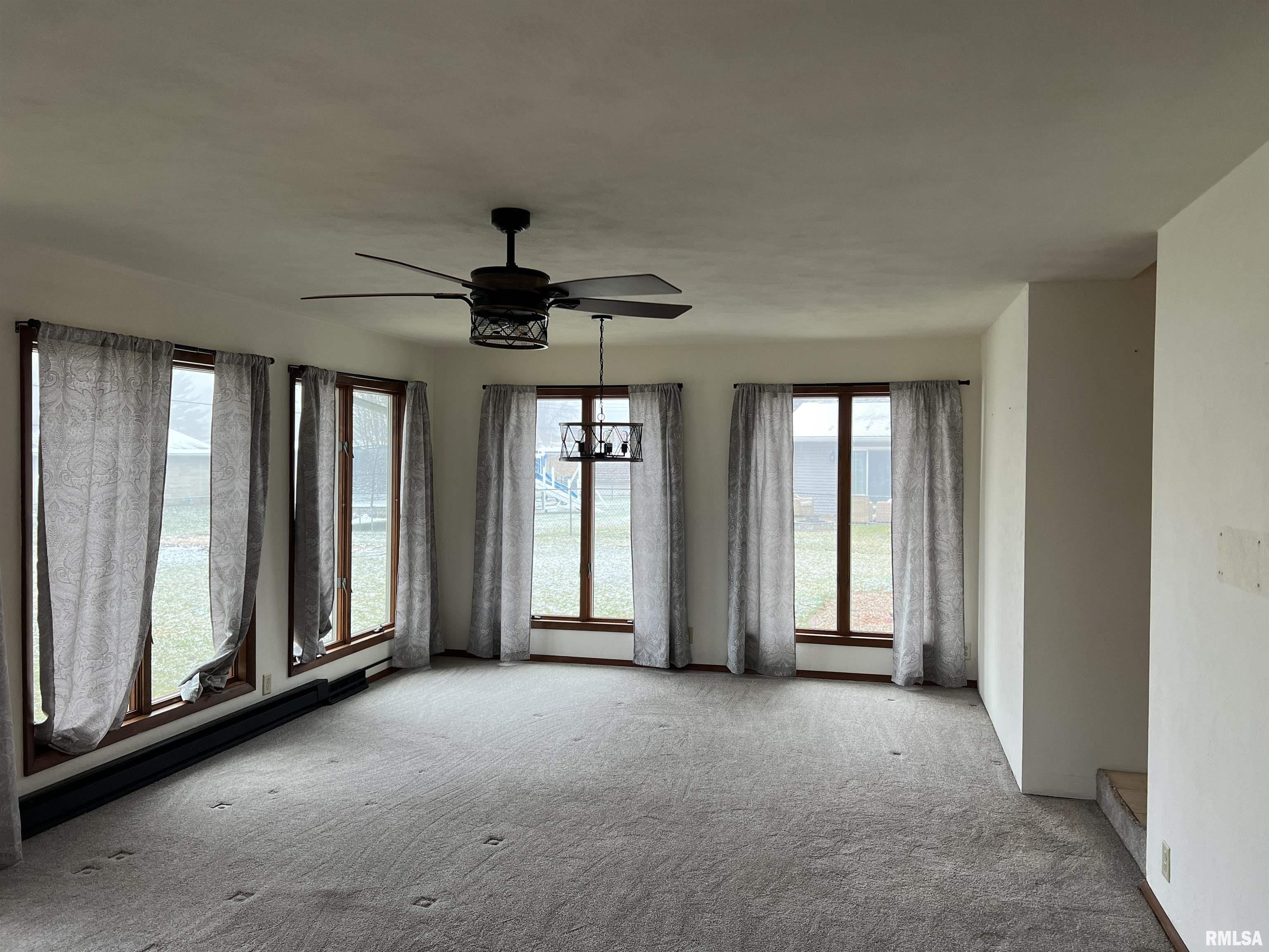 118 Harvester Road Canton, IL 61520 - Photo 14 of 20 Gallery Image 14