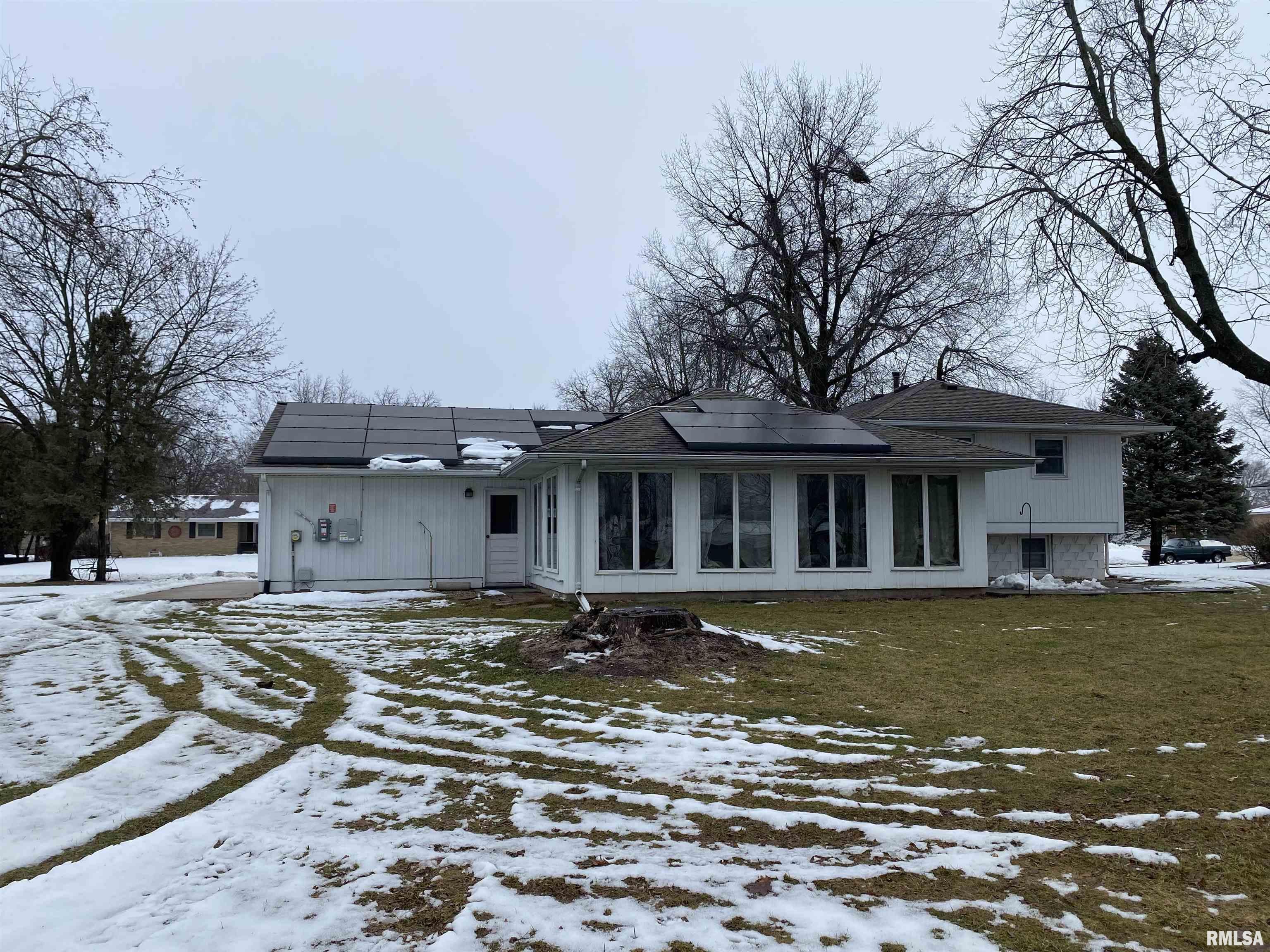 118 Harvester Road Canton, IL 61520 - Photo 5 of 20 Gallery Image 5
