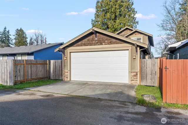 $625,000 | 2008 Monroe Avenue, Everett, WA 98203