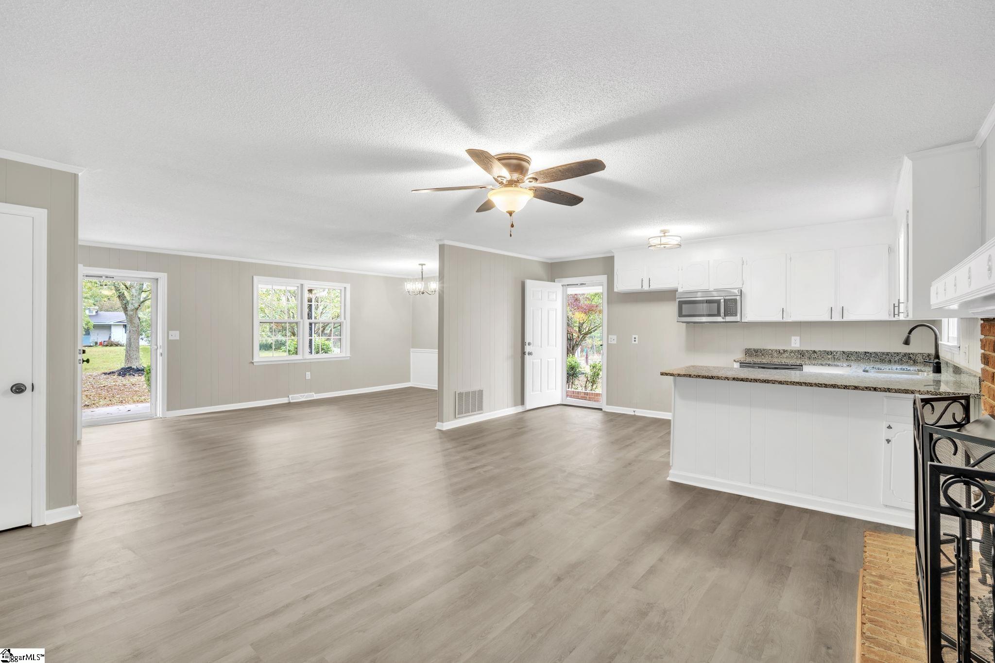 3314 Locust Hill Road Taylors, SC 29687 - Photo 5 of 28 Gallery Image 5