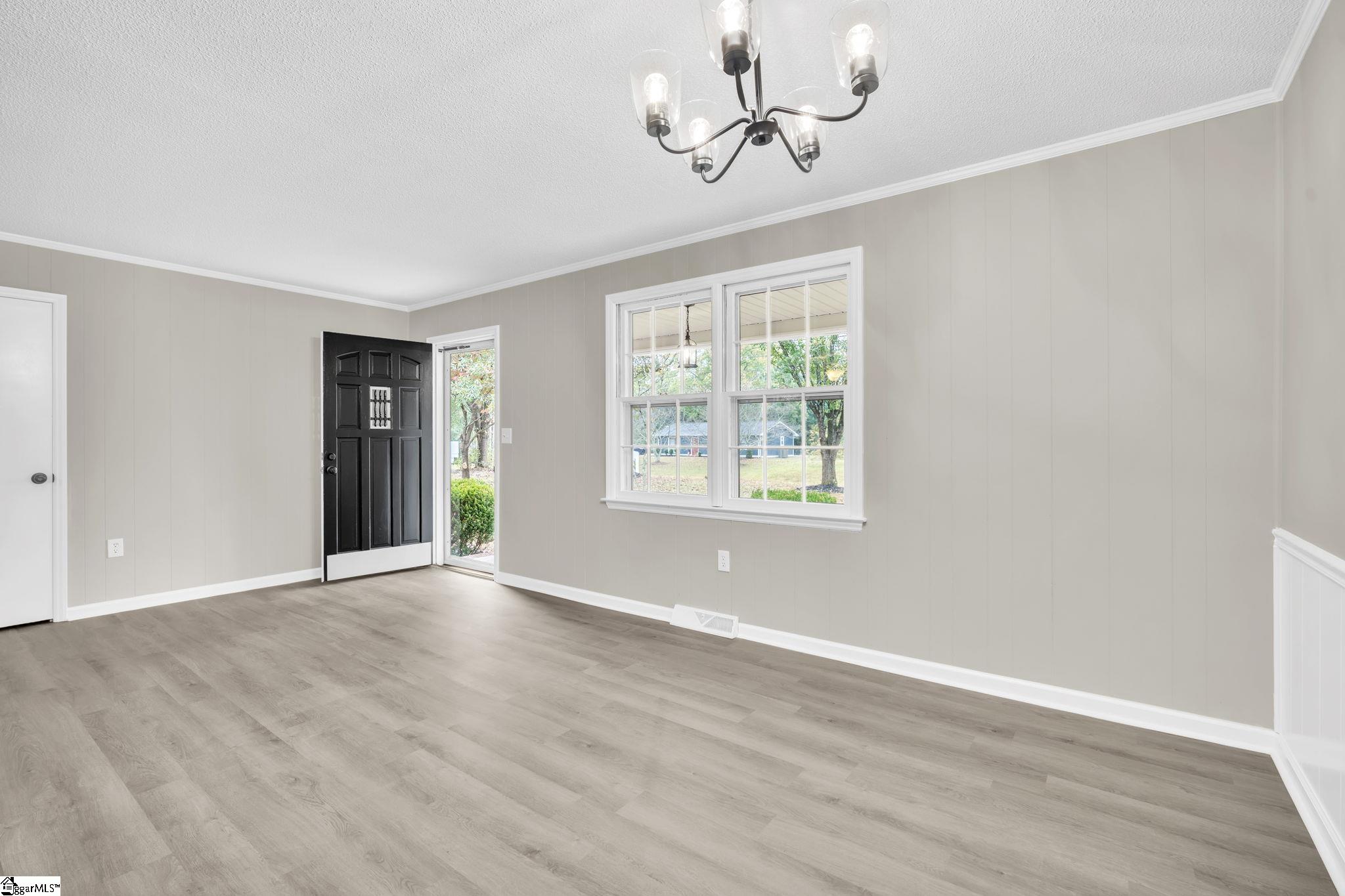 3314 Locust Hill Road Taylors, SC 29687 - Photo 6 of 28 Gallery Image 6