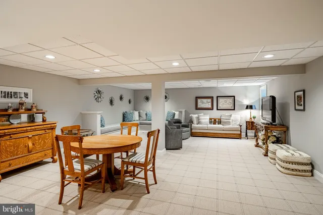 $670,000 | 473 Fairmont Drive, Unit 238, Chester Springs, PA 19425