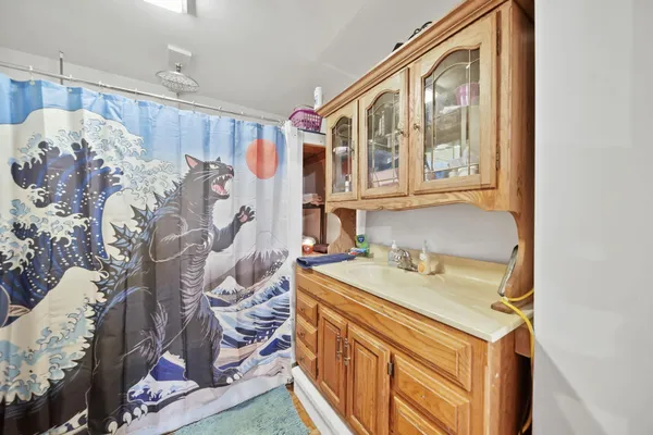 $129,900 | 1302 Cooper Street, Jackson, MI 49202