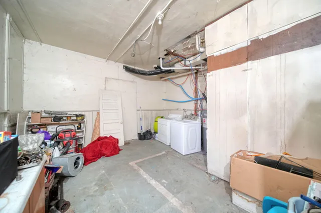 $139,900 | 1302 Cooper Street, Jackson, MI 49202