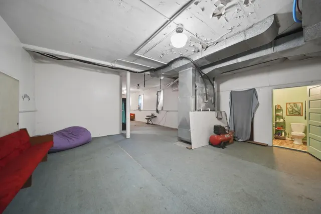 $139,900 | 1302 Cooper Street, Jackson, MI 49202