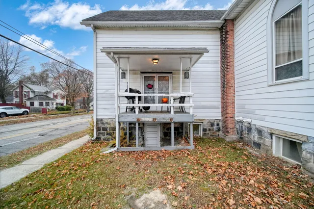$139,900 | 1302 Cooper Street, Jackson, MI 49202