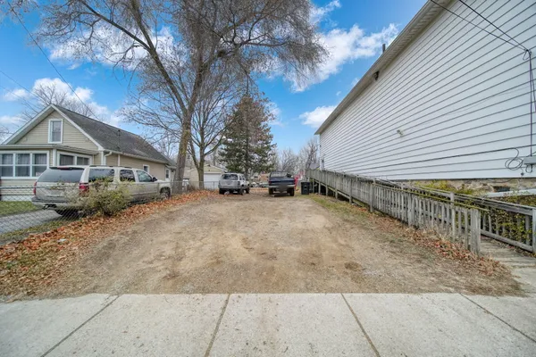 $129,900 | 1302 Cooper Street, Jackson, MI 49202