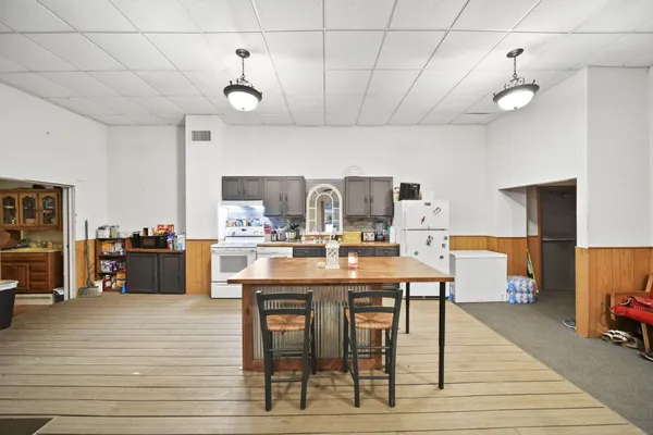 $129,900 | 1302 Cooper Street, Jackson, MI 49202