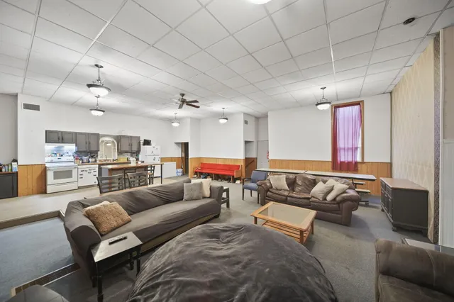 $139,900 | 1302 Cooper Street, Jackson, MI 49202