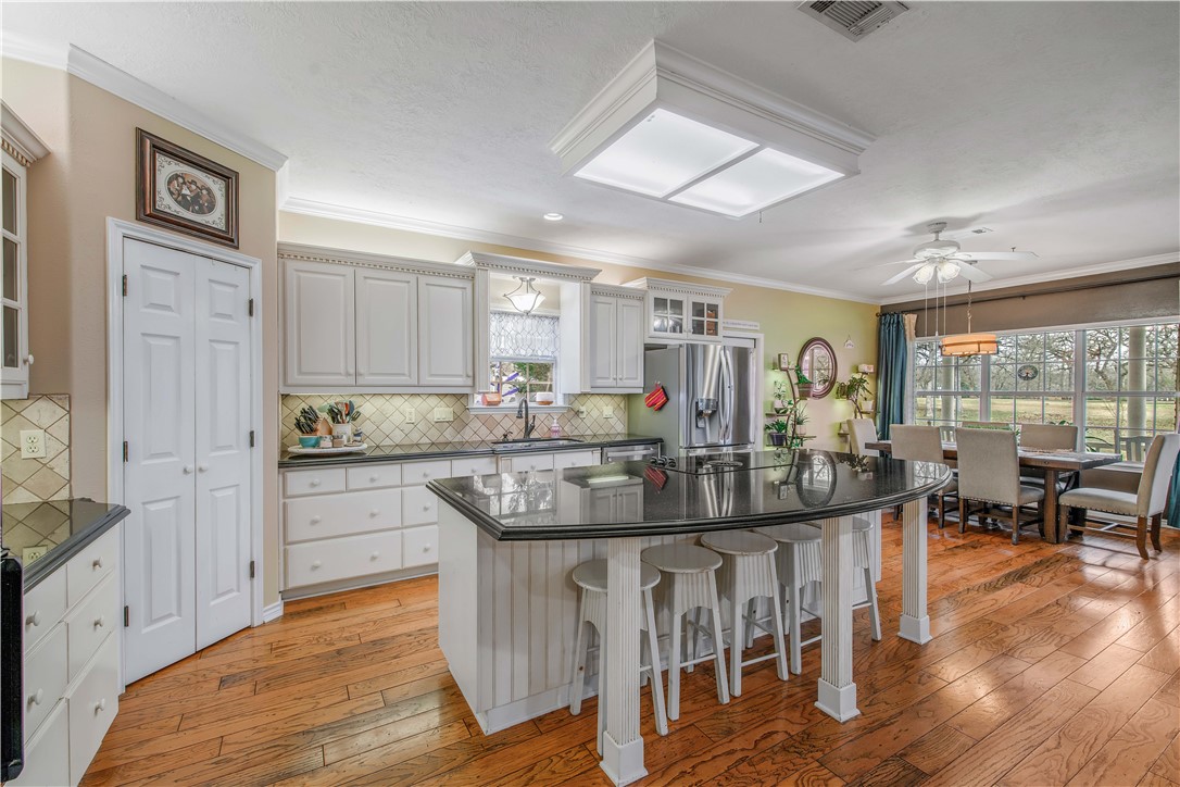 7 Hickory Rdg Place Normangee, TX 77871 - Photo 17 of 34