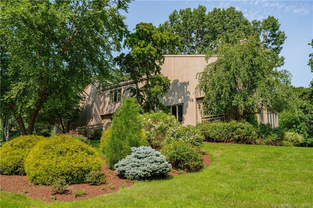 18 High Hill Road Bloomfield, CT 06002 - Photo 1 of 1
